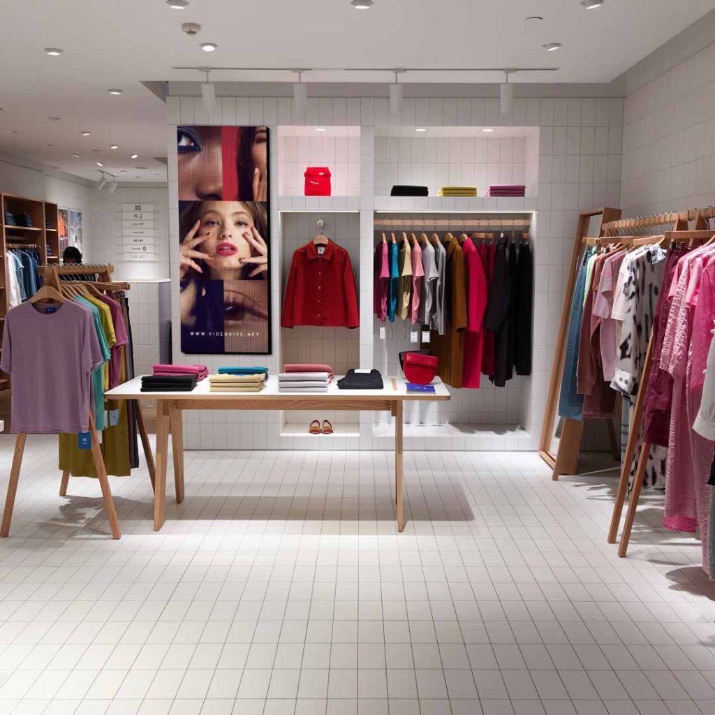 digital signage for retail